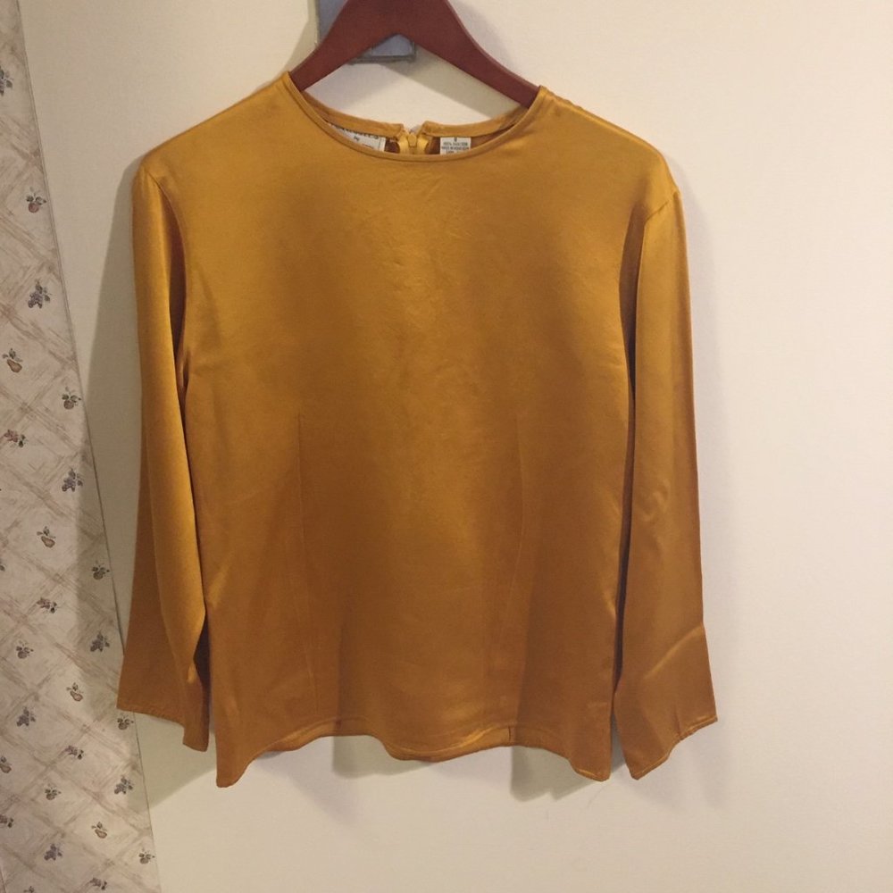 NNE KLEIN 100% silk blouse